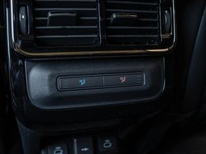 Внедорожник Land Rover Range Rover Evoque 2025 года, 5850000 рублей, Краснодар