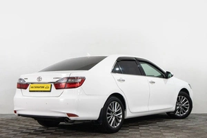 Седан Toyota Camry 2016 года, 2419000 рублей, Сургут