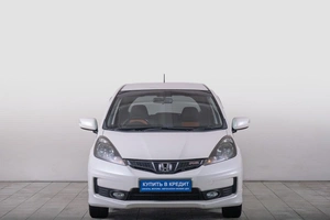 Хетчбэк Honda Fit 2011 года, 1139000 рублей, Томск