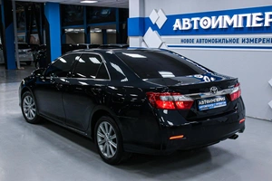 Седан Toyota Camry 2013 года, 1698000 рублей, Солонцы
