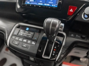 Минивэн Honda Stepwgn Spada 2017 года, 1935000 рублей, Красноярск