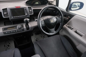 Минивэн Honda Freed 2009 года, 899000 рублей, Красноярск