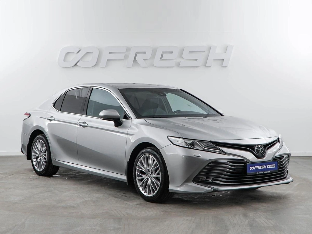 Седан Toyota Camry 2021 года, 3099055 рублей, Москва