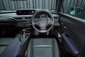 Внедорожник Lexus UX 2020 года, 3500000 рублей, Красноярск