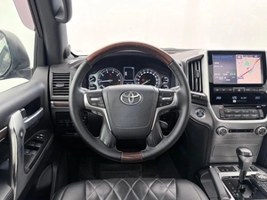 Внедорожник Toyota Land Cruiser 2016 года, 5700000 рублей, Орёл