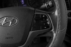 Седан Hyundai Solaris 2017 года, 779000 рублей, Челябинск