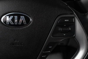 Седан Kia Rio 2016 года, 1019000 рублей, Тюмень