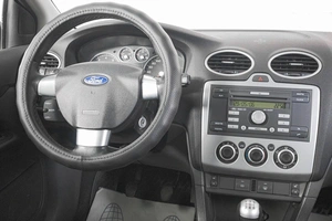 Хетчбэк Ford Focus 2006 года, 429000 рублей, Кемерово