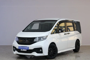 Минивэн Honda Stepwgn Spada 2016 года, 1989000 рублей, Омск