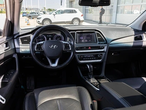 Седан Hyundai Sonata 2017 года, 1749000 рублей, Краснодар