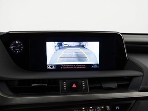 Седан Lexus ES 2020 года, 3227077 рублей, Москва