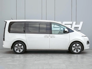 Минивэн Hyundai Staria 2024 года, 5690000 рублей, Краснодар