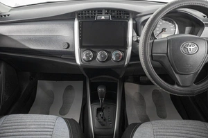 Универсал Toyota Corolla Fielder 2020 года, 1399000 рублей, Барнаул