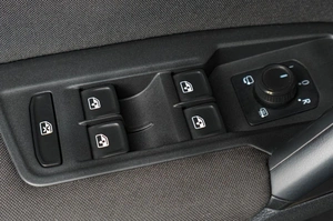 Внедорожник Volkswagen Tiguan 2019 года, 2159000 рублей, Тюмень