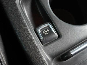 Хетчбэк Opel Astra GTC 2013 года, 949000 рублей, Воронеж