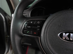 Седан Kia Optima 2017 года, 2019000 рублей, Воронеж