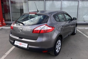 Хэтчбек Renault Megane 2011 года, 760000 рублей, Брянск