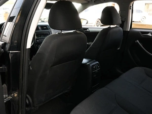 Седан Volkswagen Jetta 2011 года, 935000 рублей, Волгоград