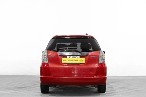 Универсал Honda Fit Shuttle 2012 года, 949000 рублей, Барнаул