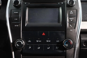 Седан Toyota Camry 2016 года, 1639000 рублей, Новосибирск