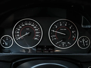 Седан BMW 3 серия 2016 года, 2579000 рублей, Кирилловка