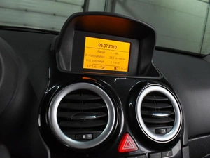 Хетчбэк Opel Corsa 2010 года, 699000 рублей, Воронеж