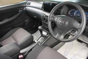 Хетчбэк Toyota Allex 2004 года, 619000 рублей, Тюмень