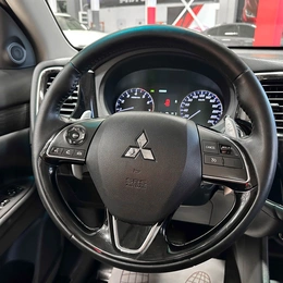 Внедорожник Mitsubishi Outlander 2015 года, 2257000 рублей, Красноярск