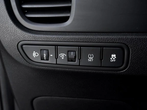 Хетчбэк Kia Rio X-Line 2020 года, 1860000 рублей, Тверь