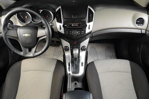 Седан Chevrolet Cruze 2014 года, 949000 рублей, Тюмень