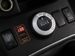 Внедорожник Nissan X-Trail 2008 года, 990000 рублей, Омск