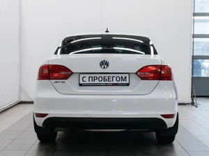 Седан Volkswagen Jetta 2014 года, 990000 рублей, Красноярск