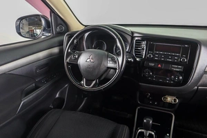 Внедорожник Mitsubishi Outlander 2017 года, 1799000 рублей, Пермь
