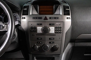 Минивэн Opel Zafira 2008 года, 399000 рублей, Сургут