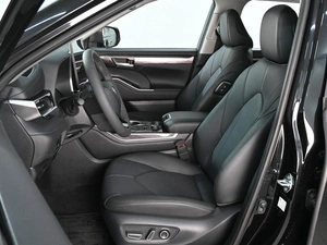 Внедорожник Toyota Highlander 2026 года, 6095000 рублей, Аксай