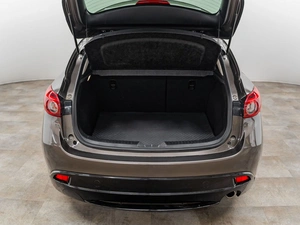 Хетчбэк Mazda Axela 2016 года, 1405000 рублей, Красноярск