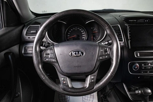 Внедорожник Kia Sorento 2015 года, 1809000 рублей, Сургут