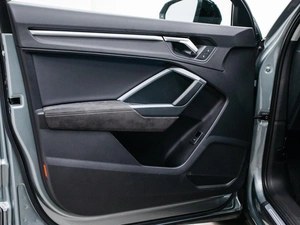 Внедорожник Audi Q3 2021 года, 4145000 рублей, Красноярск