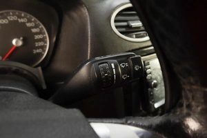 Хетчбэк Ford Focus 2007 года, 499000 рублей, Челябинск