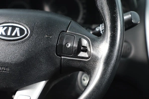 Хетчбэк Kia Ceed 2010 года, 669000 рублей, Новосибирск