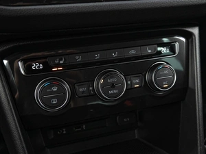 Внедорожник Volkswagen Tiguan 2017 года, 2549000 рублей, Краснодар