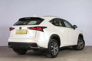 Внедорожник Lexus NX 2017 года, 3399000 рублей, Новосибирск