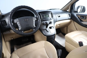 Минивэн Hyundai H-1 2021 года, 2949000 рублей, Новосибирск