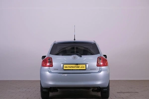 Хетчбэк Toyota Auris 2008 года, 699000 рублей, Омск