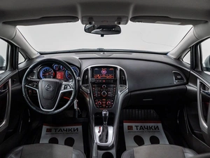 Хетчбэк Opel Astra 2012 года, 825000 рублей, Красноярск