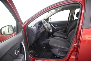 Седан Renault Logan 2015 года, 955000 рублей, Брянск