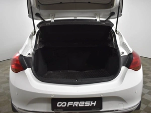 Хетчбэк Opel Astra 2013 года, 723200 рублей, Казань