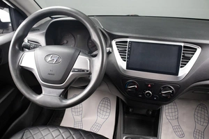 Седан Hyundai Solaris 2017 года, 789000 рублей, Оренбург