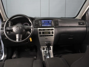 Седан Toyota Corolla 2006 года, 605000 рублей, Омск