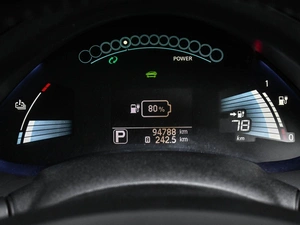 Хетчбэк Nissan Leaf 2016 года, 1149000 рублей, Кирилловка